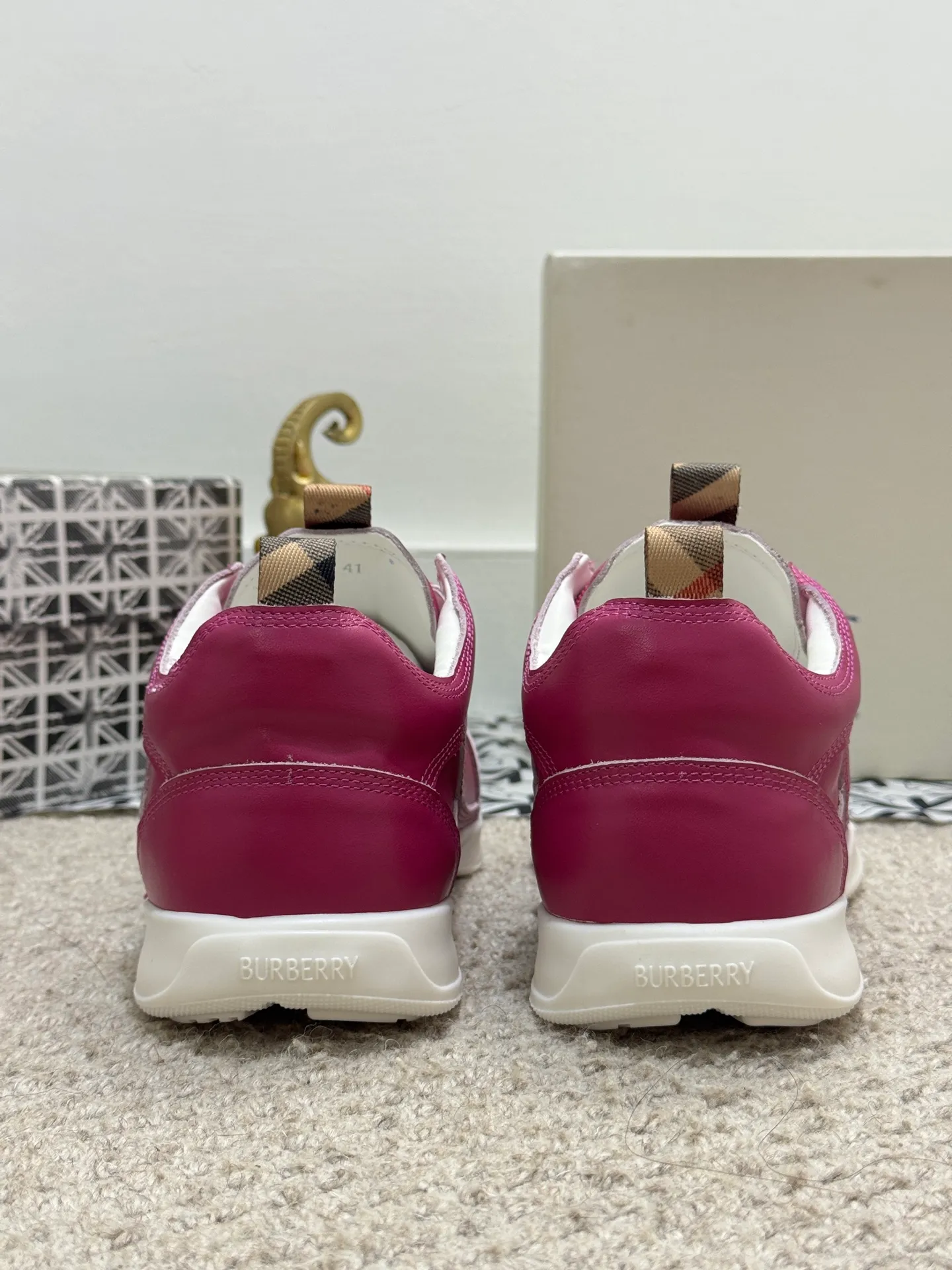 Men's shoes 💰420 [New style] 🐝🐝 [BURBERRY] Burberry - high-end quality original order 🔍🔍🔍 Upper: imported 🔝 calfskin, brand knitted pattern, tongue brand cloth label, lining: sheepskin lining, - outsole: rubber; two-color molded outsole, ultra-high quality control·fine workmanship: highlighted (high-end·luxury·grade) Size :38-44 (45 customized